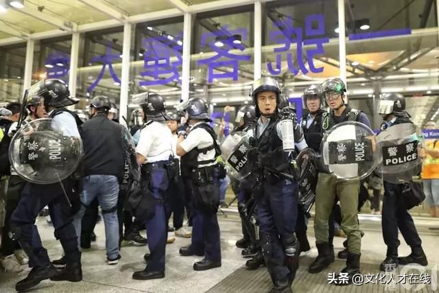 “這個世界真有混蛋”,香港事件爆發第68天,告訴孩子這5句話