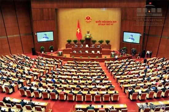 越南國會通過勞動法修正案 2021年起延後退休年齡