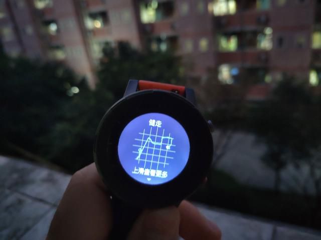 咕咚運動手錶X3評測,科技機身+精確GPS定位,它才是你的不二之選
