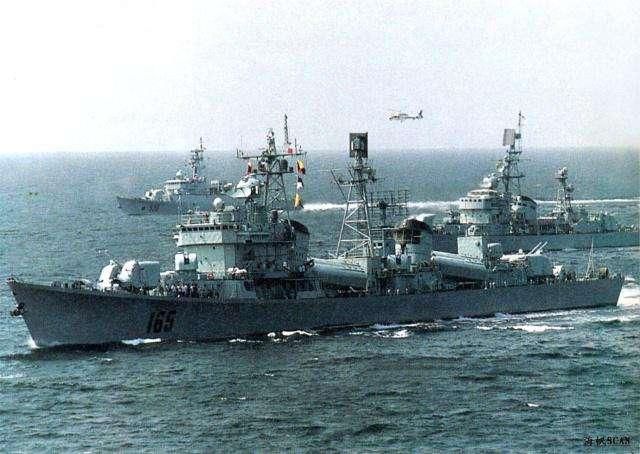 中國先後引進4艘航空母艦,為什麼只選擇了“瓦良格”改造?