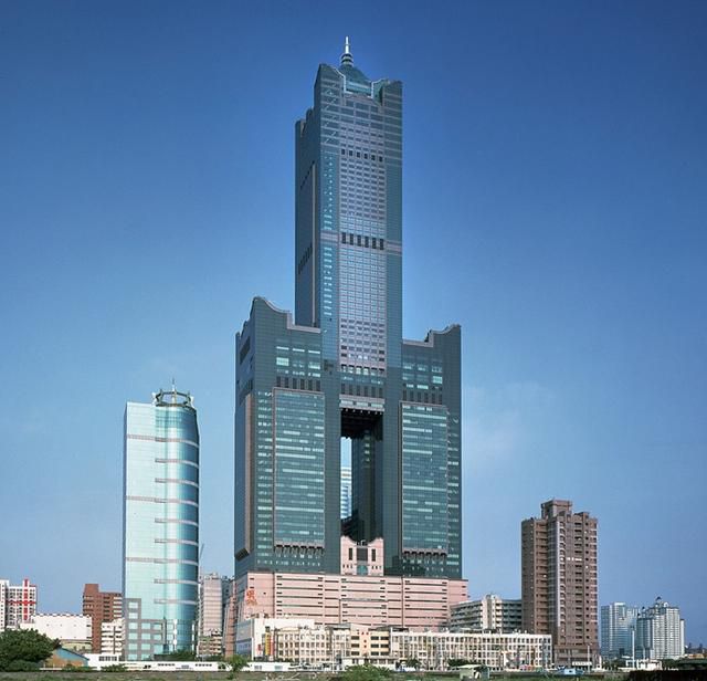 中國台灣第二高樓——高雄85大樓設計解析，獨特“凸”字造型 – 頭條新聞