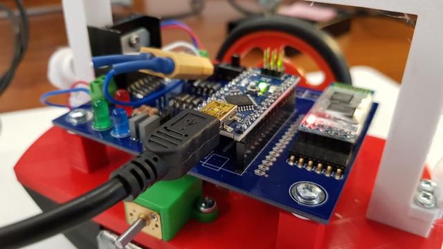 Bb8 Arduino 使用3D打印部件製作 BB8機器人 – 頭條新聞
