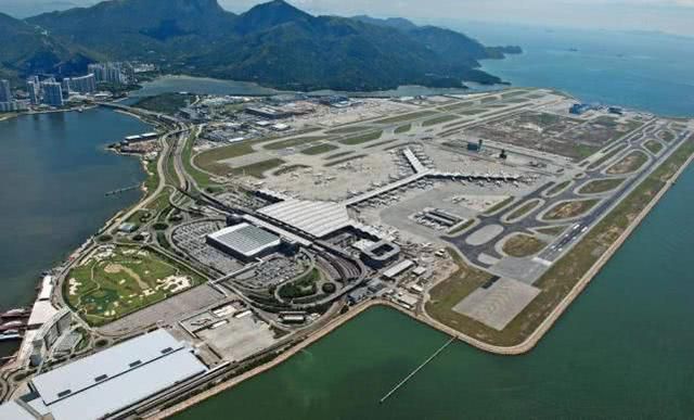 香港機場一年旅客7千萬,國泰航空佔了8成,只有他才能扳倒國泰
