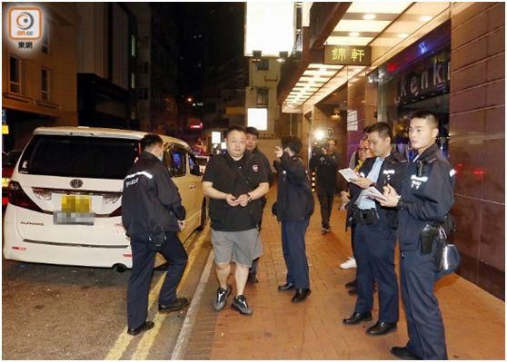 韓國遊客香港掃貨百萬名錶,然後遇到了黑衣人……