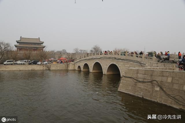 風水大師楊救貧楊筠鬆傳奇之巧破盧王天子夢