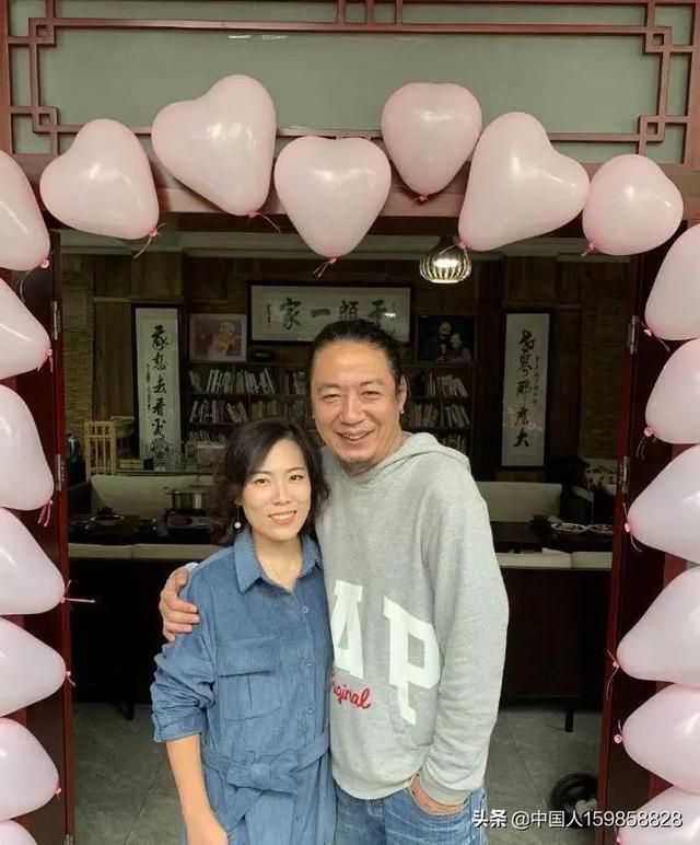 “世界那麼大,我想去看看”那位放棄鐵飯碗的女教師,現狀如何?