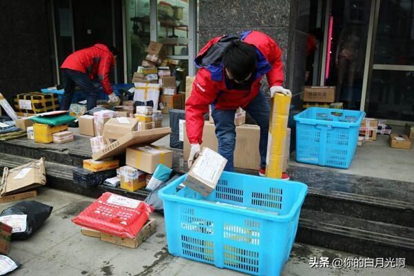 快遞面臨“用工荒”,為何月薪八千招不到人?離職人員訴苦