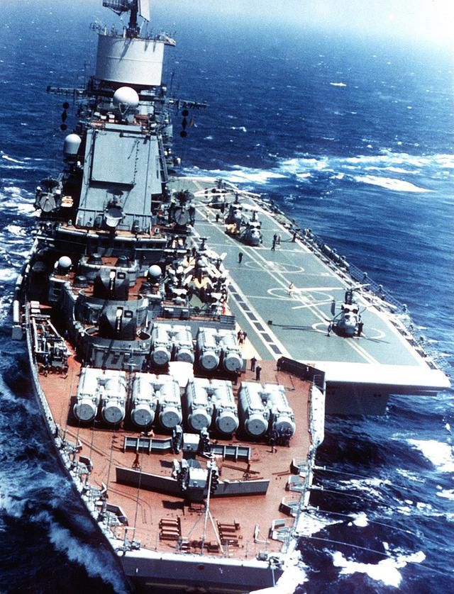 中國先後引進4艘航空母艦,為什麼只選擇了“瓦良格”改造?