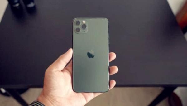 價格太貴無人問津?iPhone11 Pro Max開始大降價,果粉:真香
