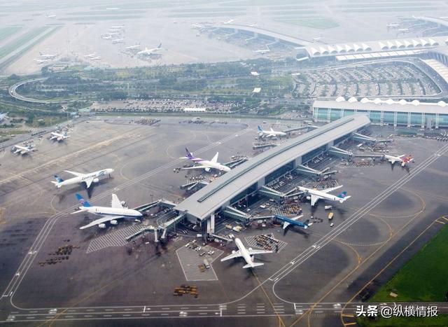 這家英國控制的航空公司,拿下香港8成旅客,或許只有他才能抗衡