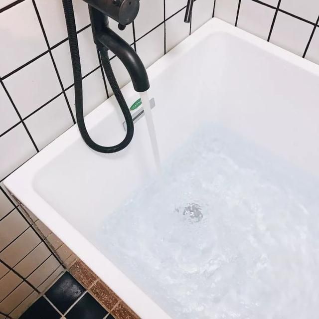她狠下心,在北京買了套24㎡的膠囊房。。。裝修成了天堂