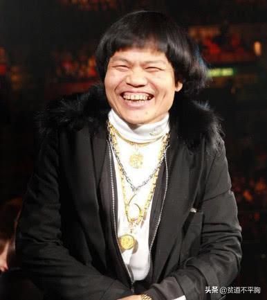 香港最醜男配角,敗光千萬身家,慘遭妻子拋棄,兒子卻意外的帥