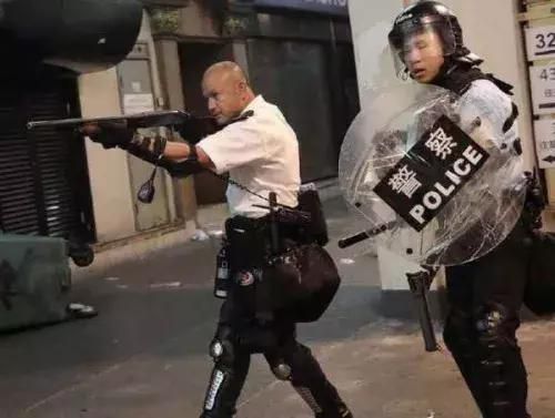 光頭劉Sir收到內地網友送的月餅,説了這麼一句...